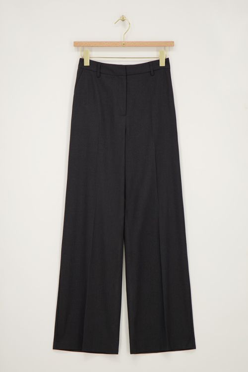 Grey wide leg trousers with side pockets | My Jewellery