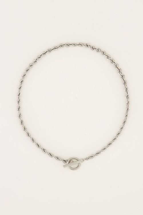 Iconic ketting gedraaid