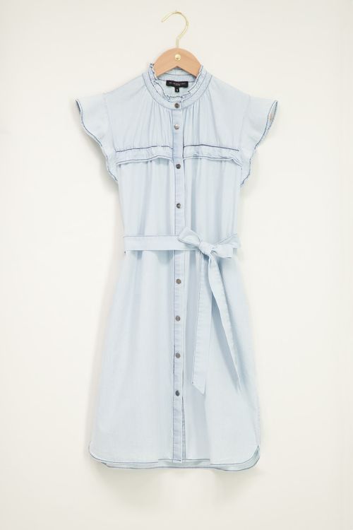 Jurk denim look met ruffles