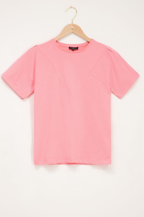 Light pink V shaped T-shirt | My Jewellery