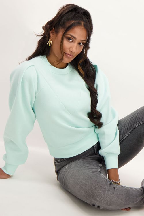 Mintgroene sweater met V shape | My Jewellery
