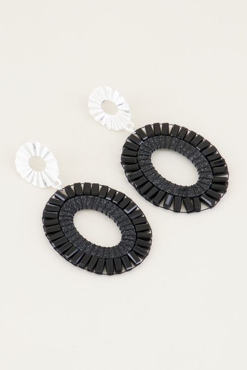 Ovale oorhangers zwarte kralen | Statement oorbellen My Jewellery
