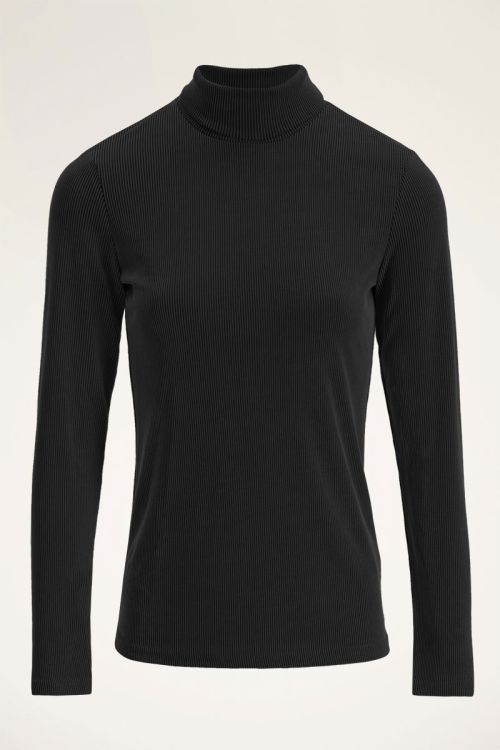 Black turtleneck with ribbed structure | Turtleneck | My Jewellery