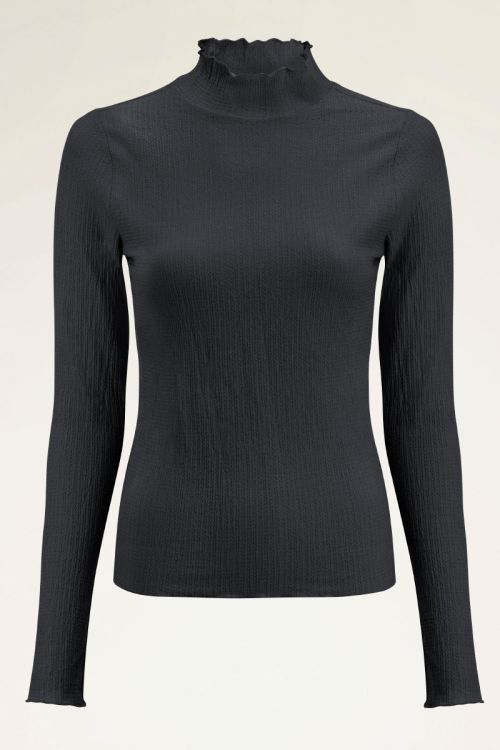 Grey top with turtleneck and structure | My Jewellery