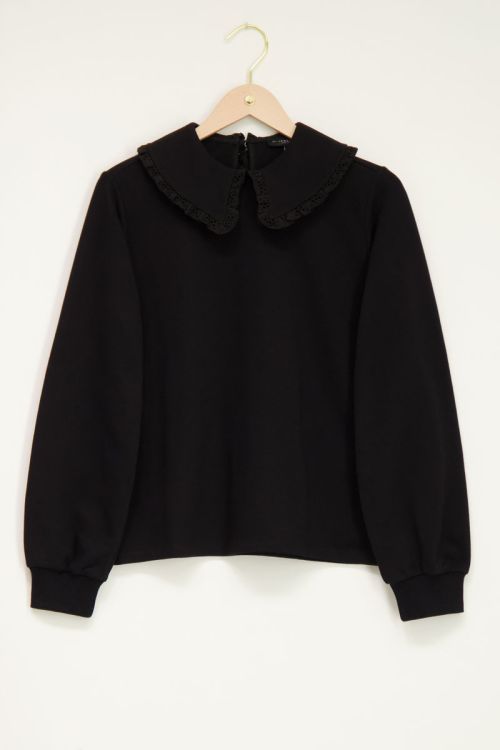 Zwarte sweater met kraag
