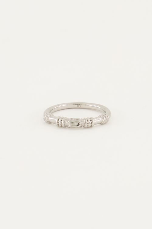 Ring mit Bali-Muster