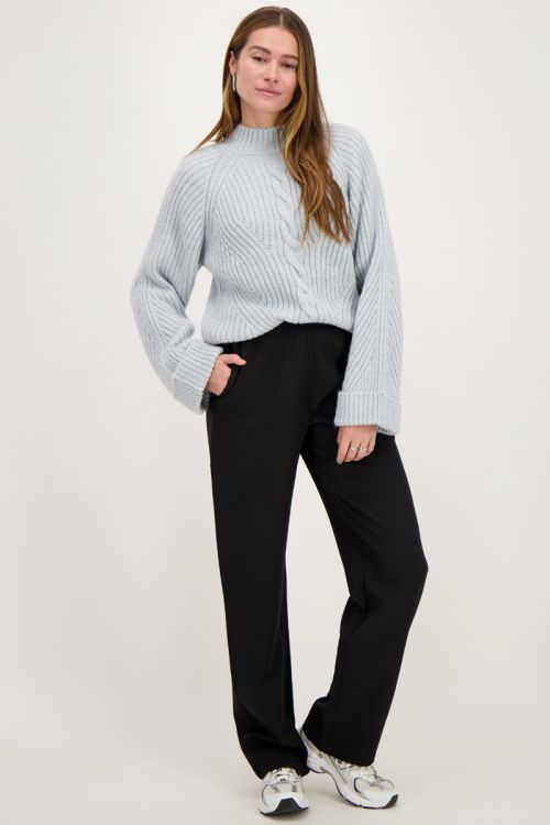 Light blue sweater with cropped sleeves | My Jewellery