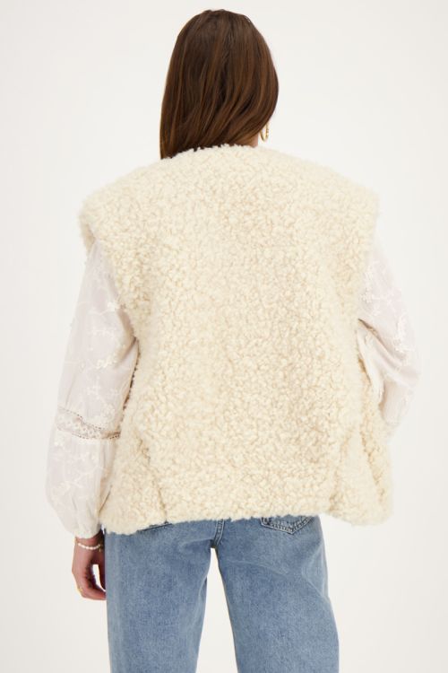 Beige teddy gilet | My Jewellery