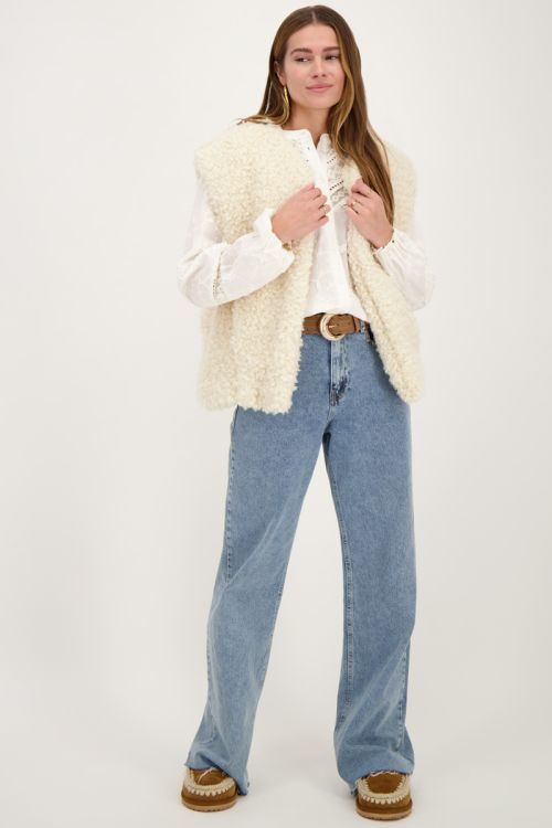 Beige teddy gilet | My Jewellery