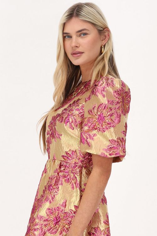 Pink jacquard dress with an open back | My Jewellery