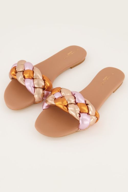 Multikleur slippertje gevlochten