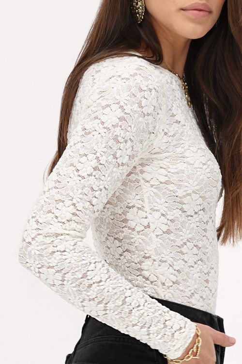 Off-white lace top with long sleeves | My Jewellery