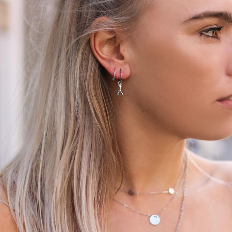 Oorringetjes medium formaat zilver, Minimalistische oorbellen