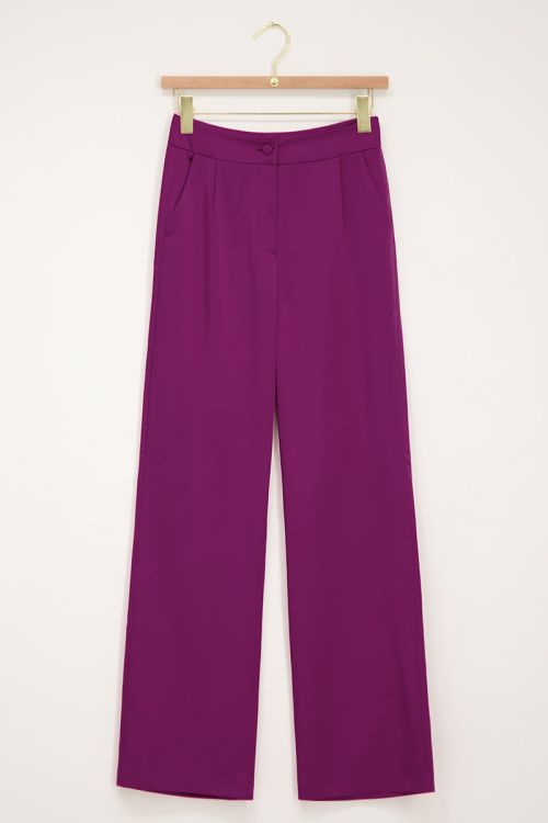 Paarse satijnen pantalon