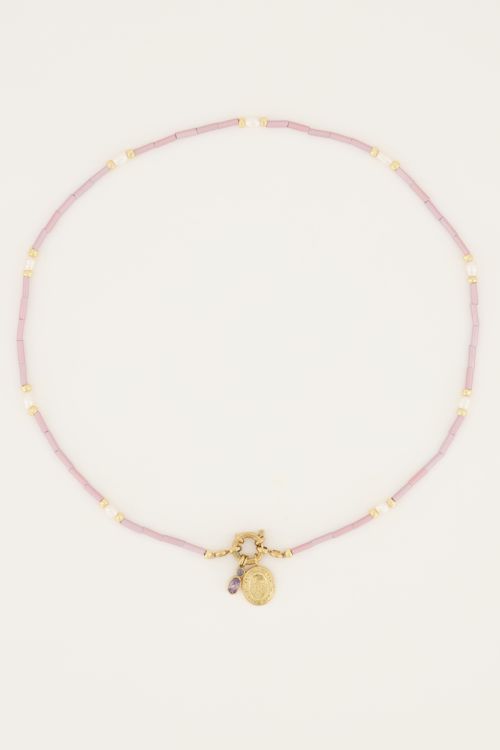 Paarse kralen ketting met slotje en bedels