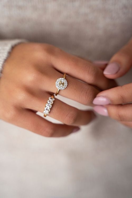 Initial ring with rhinestones