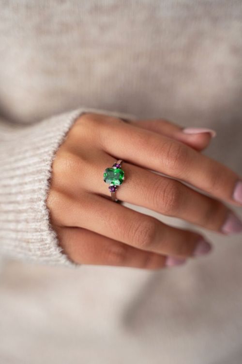 Vintage Statement Ring mit grünem Kristall