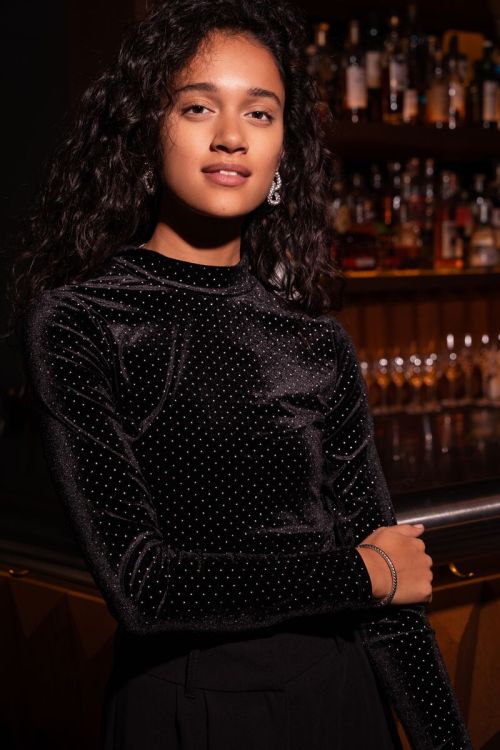 Black top with studs and collar | My Jewellery