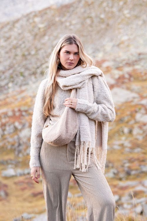 Beige teddy scarf | My Jewellery