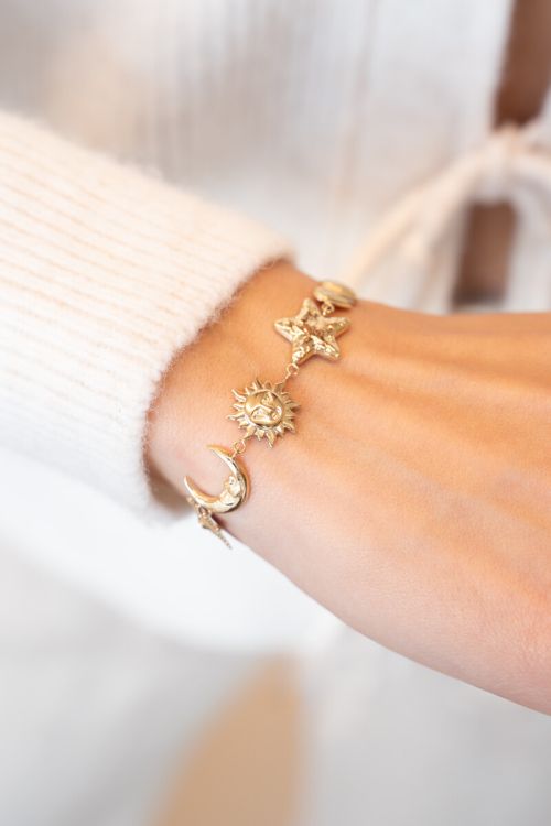 Starry bracelet with various charms
