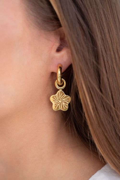 Art hoop earrings with flower | My Jewellery