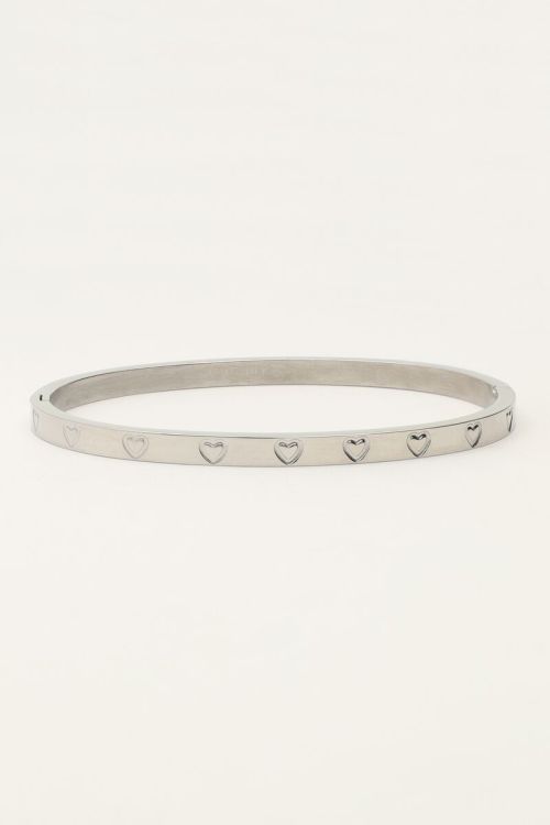 Bangle with engraved hearts | My Jewellery
