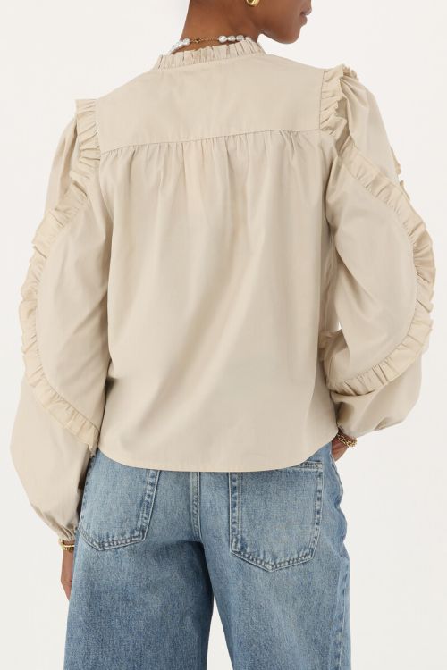 Beige blouse with ruffles | My Jewellery
