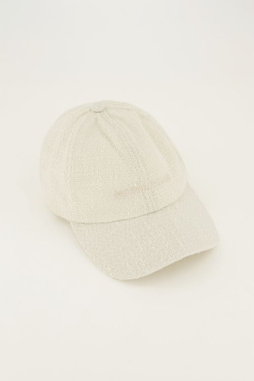 Beigefarbene Boucle-Mütze "Oui mais non"