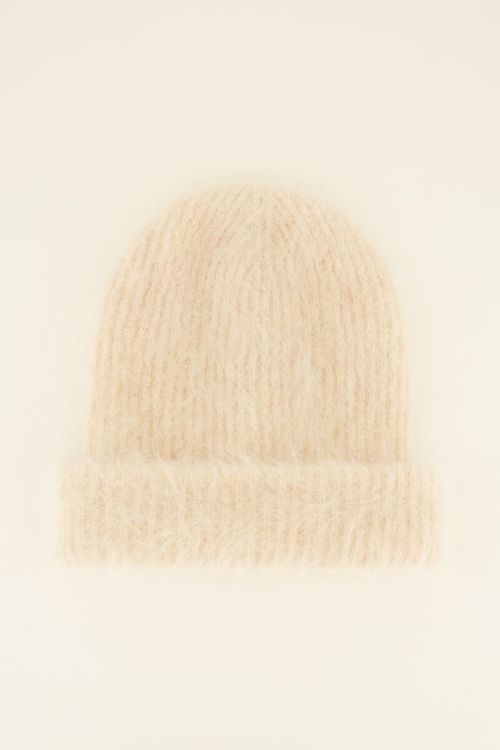 Beige fluffy beanie