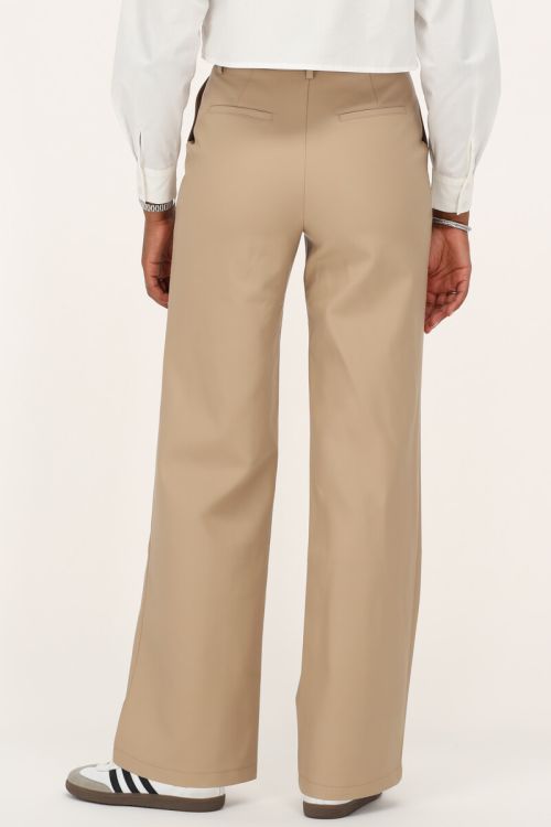 Beige leather look pants with pockets | My Jewellery