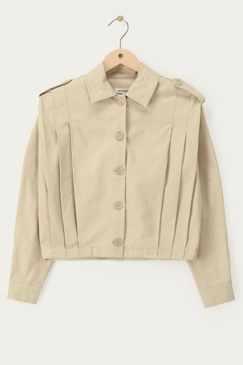 Beige short trench coat with pleats | My Jewellery