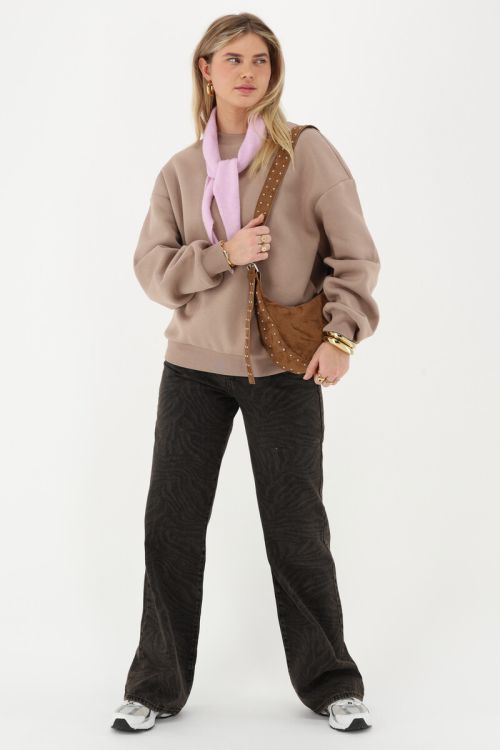 Beige sweatshirt with teddy patch | My Jewellery