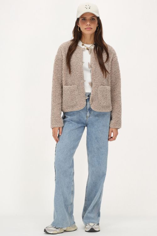 Beige teddy jacket with buttons | My Jewellery