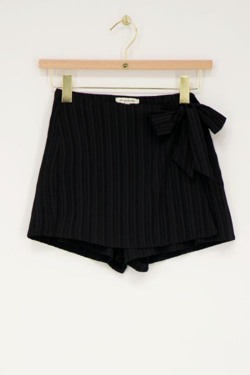 Black crinkle wrap skort | My Jewellery