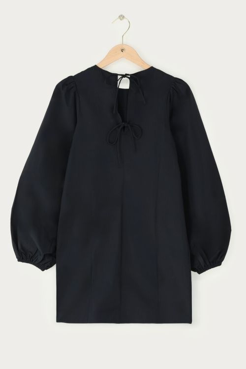 Black dress with long puff sleeves | My Jewellery