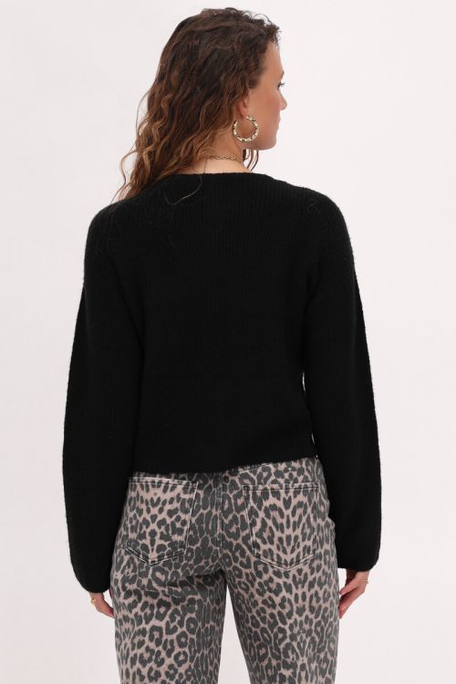 Black knitted cardigan with small buttons | My Jewellery