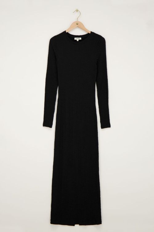 Black maxi dress with structure & slit | My Jewellery