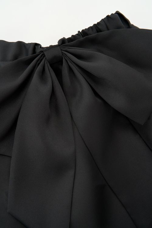 Black mini skirt with statement bow | My Jewellery
