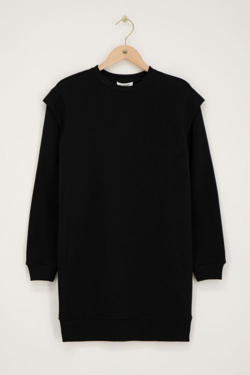 Black sweater dress with shoulder padding | My Jewellery