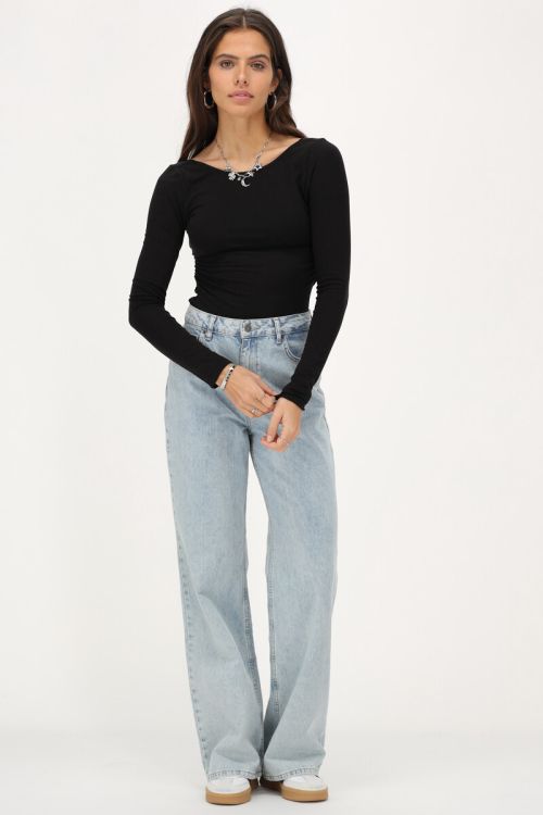 Black top with low back | My Jewellery