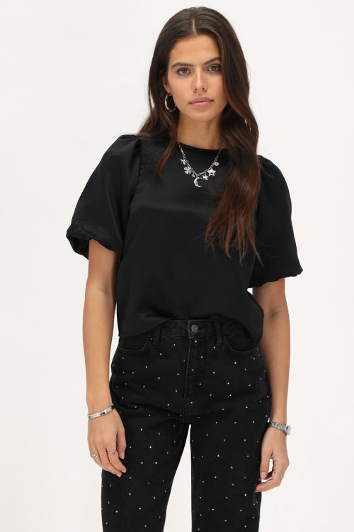 Black top with puff sleeves | My Jewellery