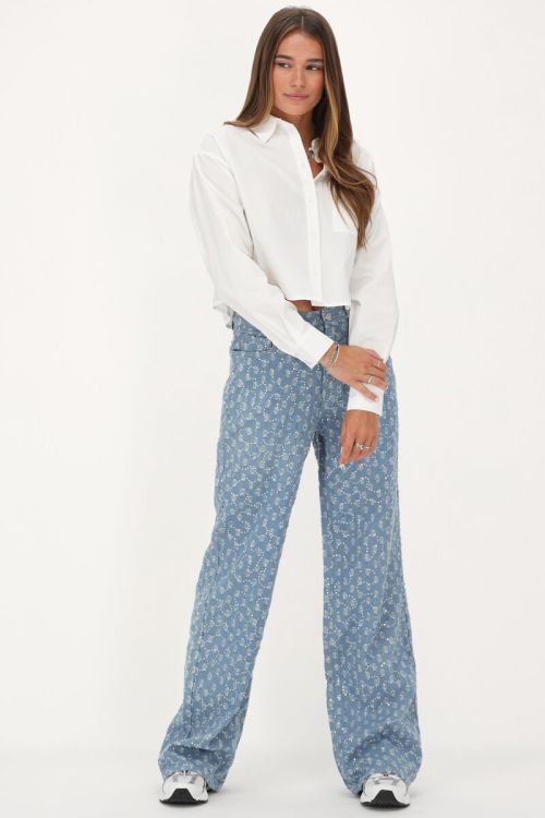 Blue denim jeans with sequins | My Jewellery