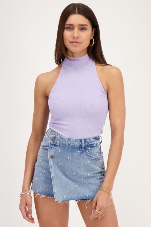 Blue denim skort with pearls | My Jewellery