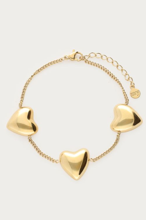 Bold bracelet with three hearts