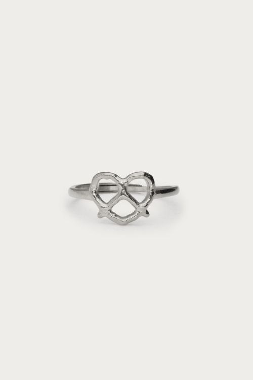 Bold ring pretzel | My Jewellery