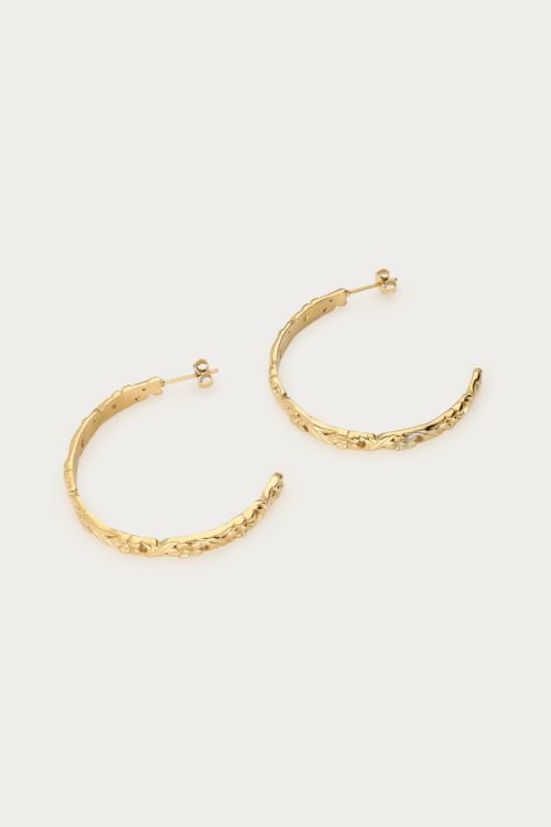 Botanical hoop earrings with vintage flowers | My Jewellery