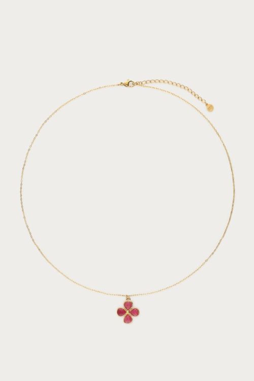Botanical necklace with pink clover