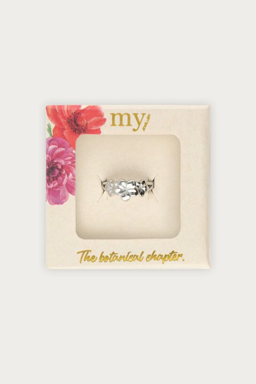 Botanical ring with three flowers | My Jewellery