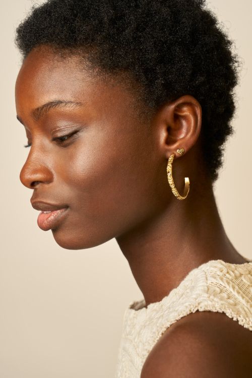 Botanical studs floral heart mini