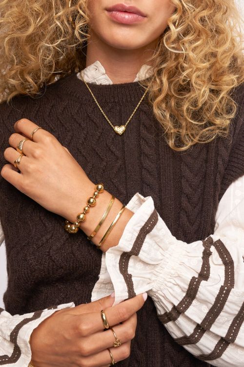Bracelet with large dots